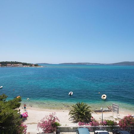 Family Friendly Seaside Apartments Brodarica, Sibenik - 15270 Extérieur photo