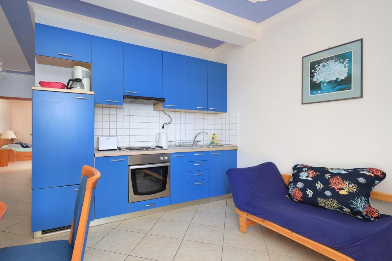 Family Friendly Seaside Apartments Brodarica, Sibenik - 15270 Extérieur photo