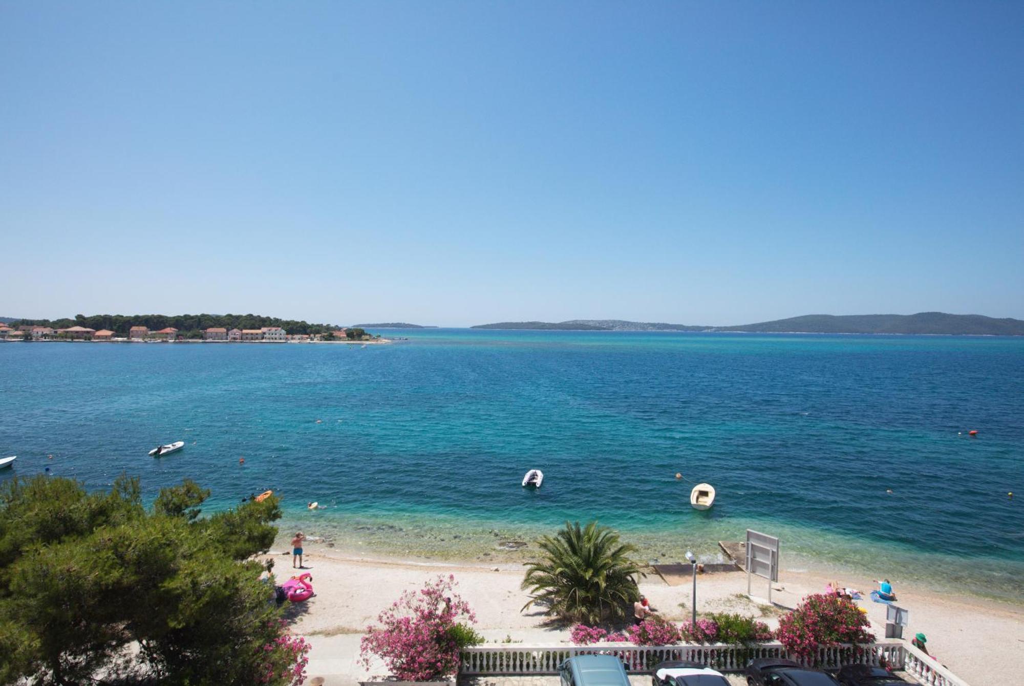 Family Friendly Seaside Apartments Brodarica, Sibenik - 15270 Extérieur photo