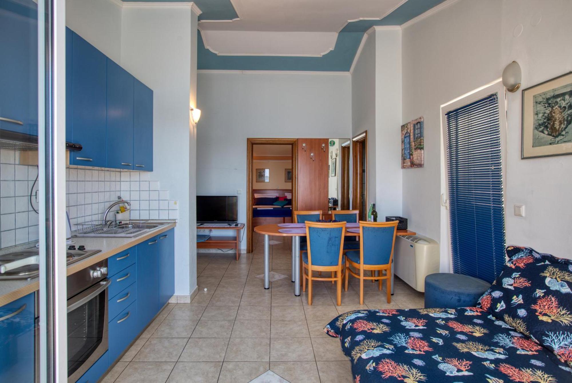 Family Friendly Seaside Apartments Brodarica, Sibenik - 15270 Chambre photo