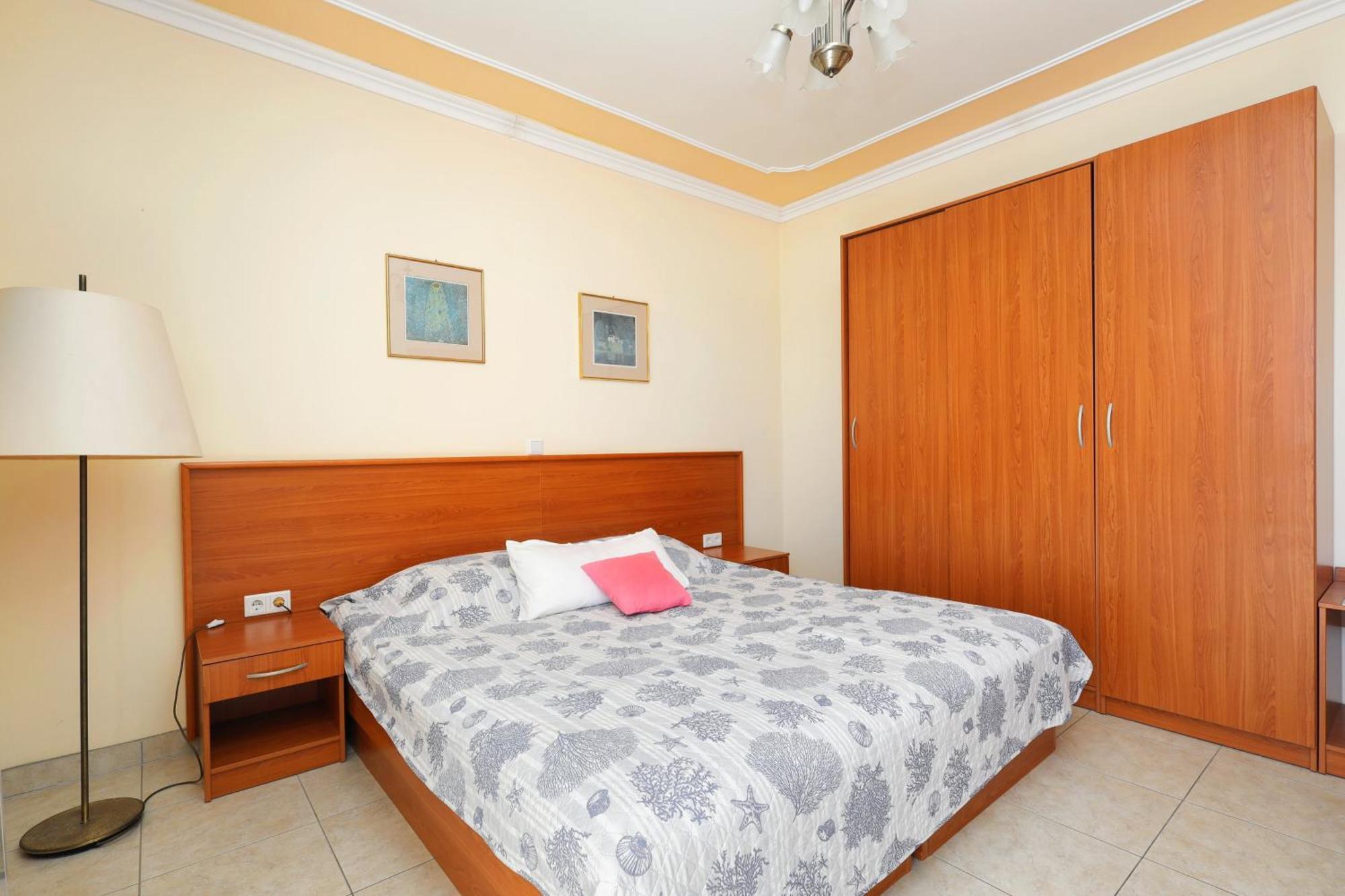 Family Friendly Seaside Apartments Brodarica, Sibenik - 15270 Chambre photo
